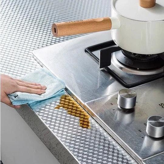 Papel de parede de alumínio adesivo à prova d'água e anti-óleo para armário de cozinha