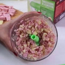 Processador de alimentos manual.